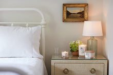 Load image into Gallery viewer, Yankee Candle Elevation Collection with Platform Lid Magnolia & Lily Scented Candle, Large 2-Wick, 80 Hour Burn Time